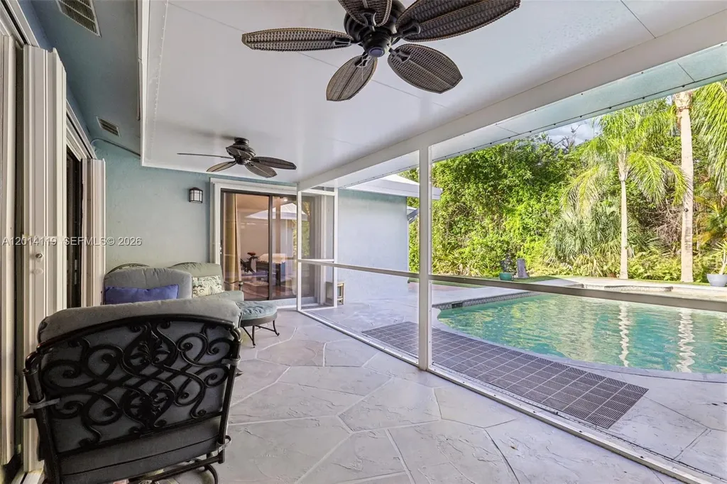15698 N 77th Trail N Palm Beach Gardens FL 33418