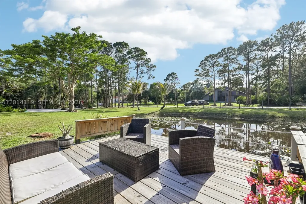 15698 N 77th Trail N Palm Beach Gardens FL 33418