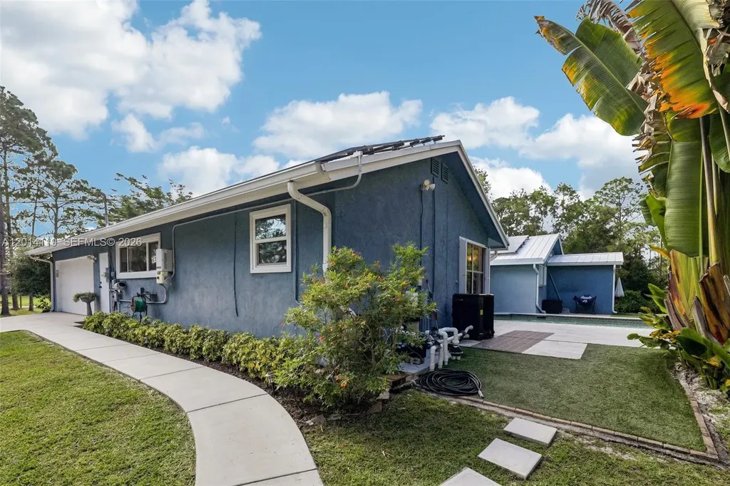 15698 N 77th Trail N Palm Beach Gardens FL 33418
