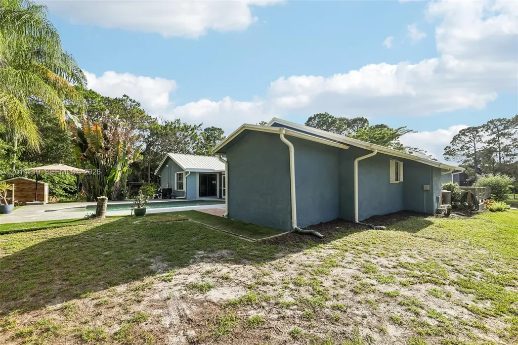 15698 N 77th Trail N Palm Beach Gardens FL 33418