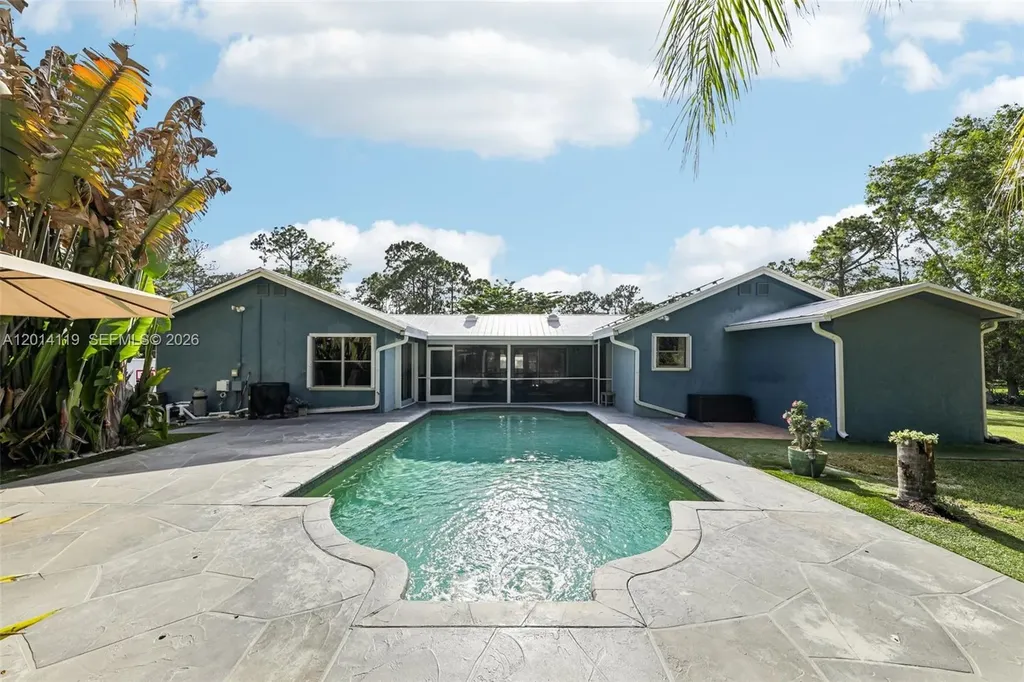 15698 N 77th Trail N Palm Beach Gardens FL 33418