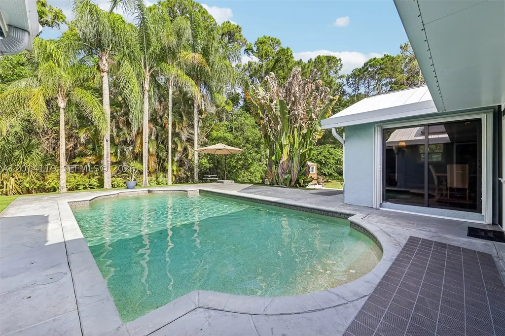 15698 N 77th Trail N Palm Beach Gardens FL 33418