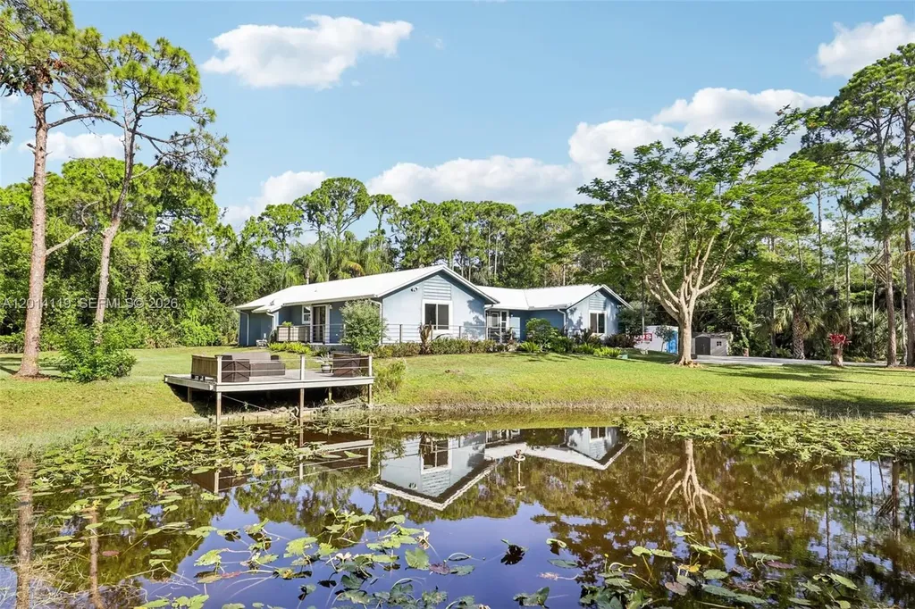 15698 N 77th Trail N Palm Beach Gardens FL 33418