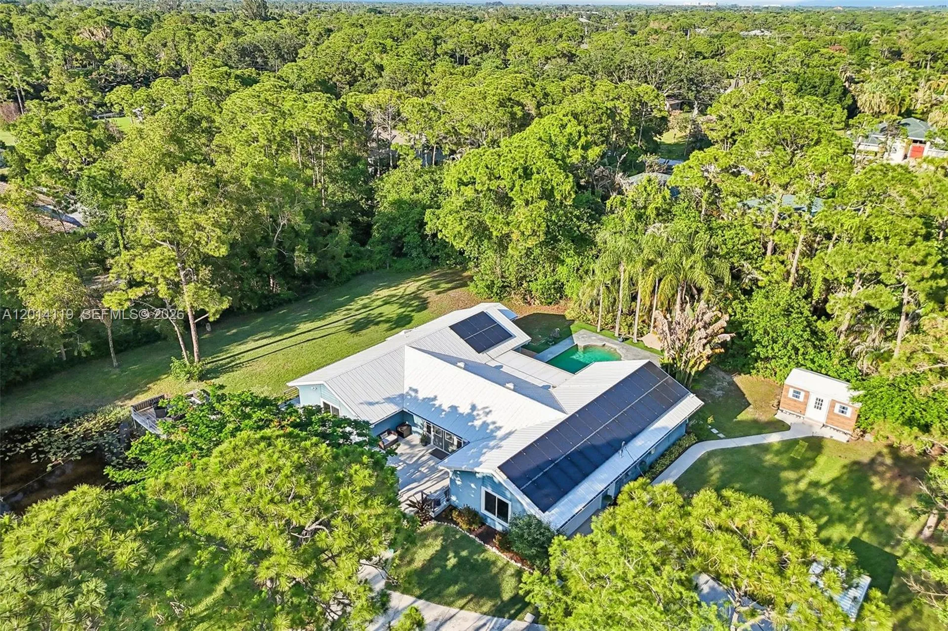 15698 N 77th Trail N Palm Beach Gardens FL 33418