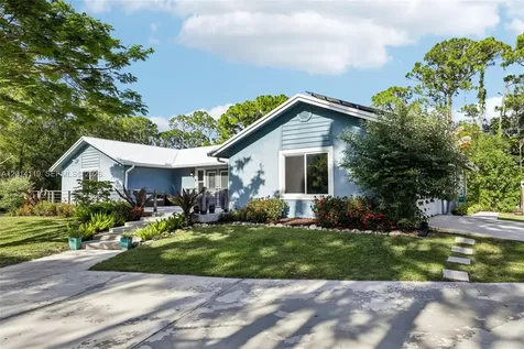 15698 N 77th Trail N Palm Beach Gardens FL 33418