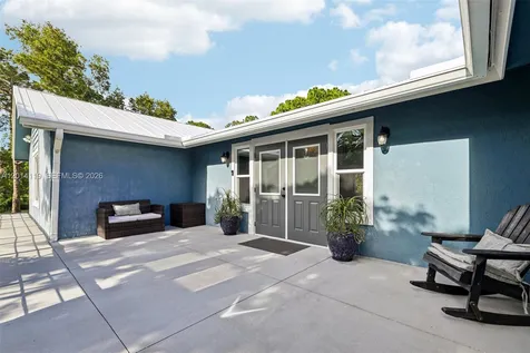 15698 N 77th Trail N Palm Beach Gardens FL 33418