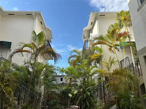 2850 Coconut Avenue Miami FL 33133