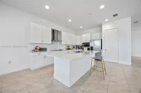 5023 Ofanto Ave Maria FL 34142