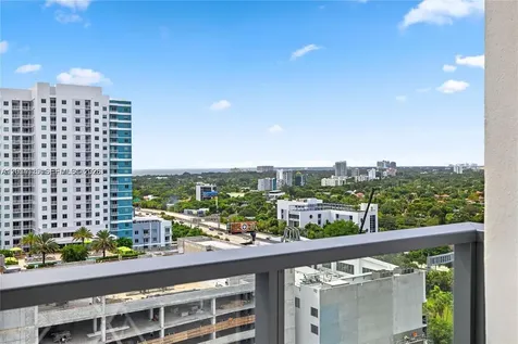 239 SW 9th Street Miami FL 33130