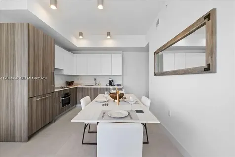 239 SW 9th Street Miami FL 33130