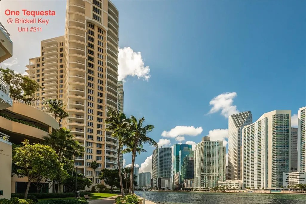 888 Brickell Key Drive Miami FL 33131