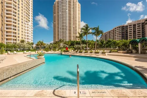 888 Brickell Key Drive Miami FL 33131