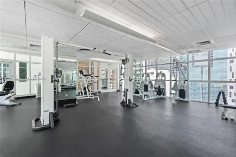 218 SE 14th Street Miami FL 33131