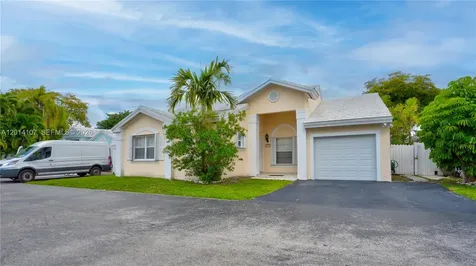 6410 SW 112th Place Miami FL 33173