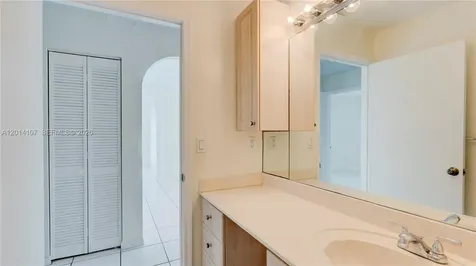 6410 SW 112th Place Miami FL 33173