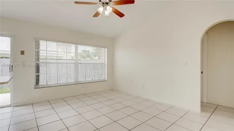6410 SW 112th Place Miami FL 33173
