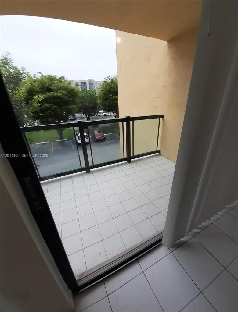 11800 SW 18th Street Miami FL 33175