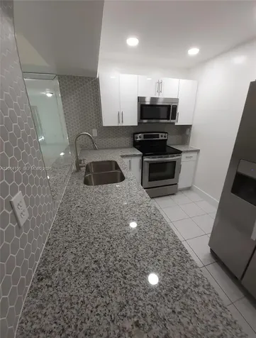 11800 SW 18th Street Miami FL 33175