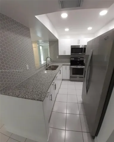 11800 SW 18th Street Miami FL 33175