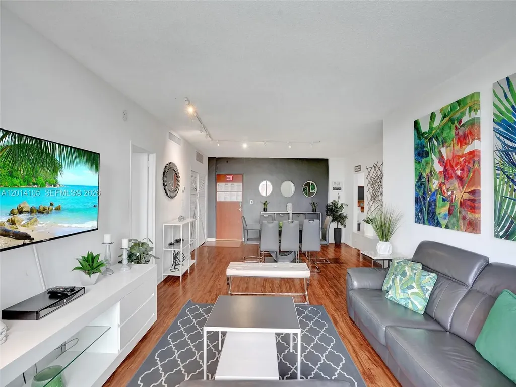 3901 S Ocean Drive Hollywood FL 33019