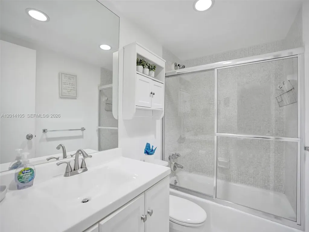 3901 S Ocean Drive Hollywood FL 33019