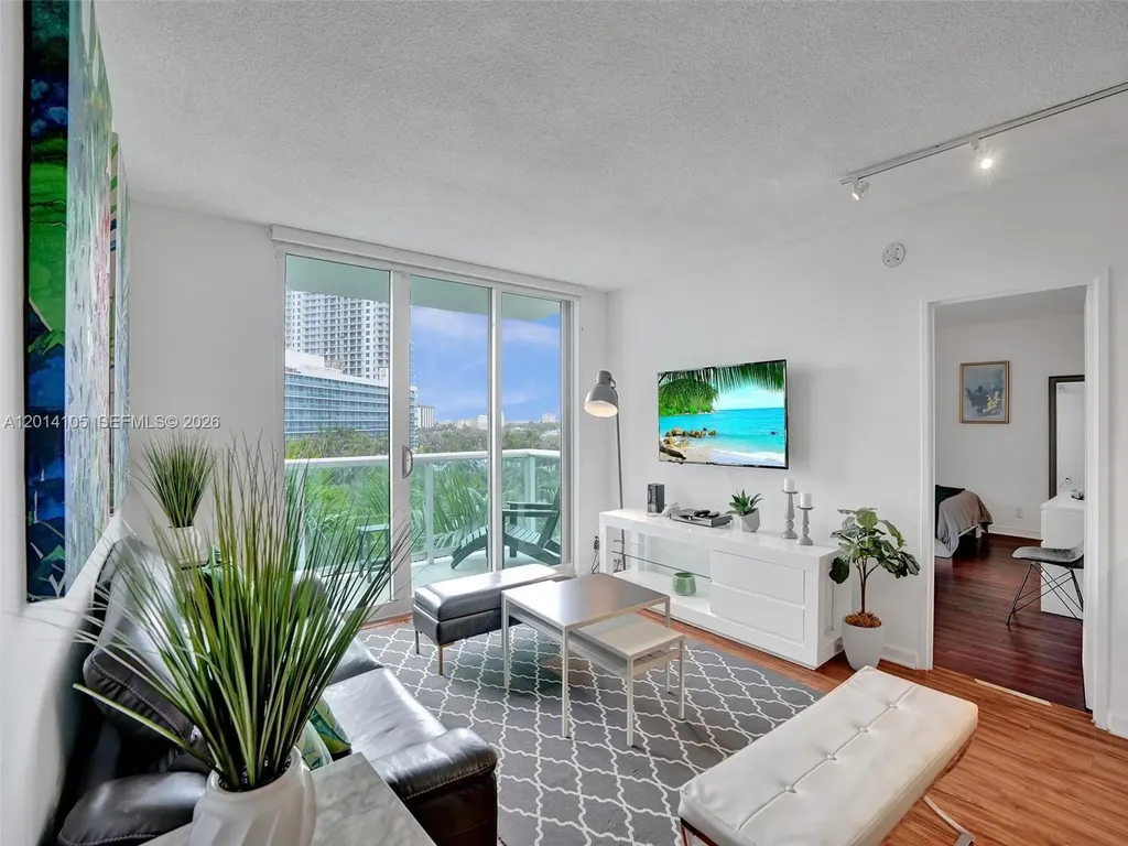 3901 S Ocean Drive Hollywood FL 33019