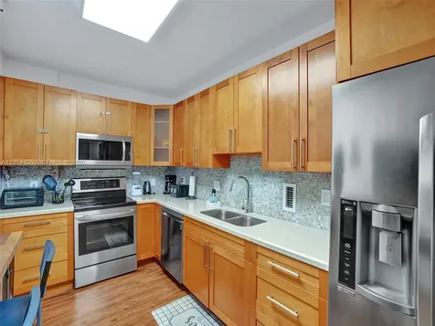 3901 S Ocean Drive Hollywood FL 33019