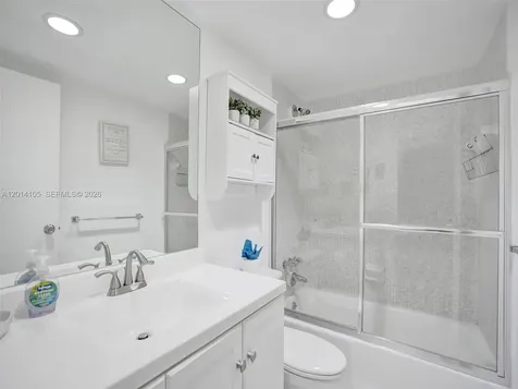 3901 S Ocean Drive Hollywood FL 33019