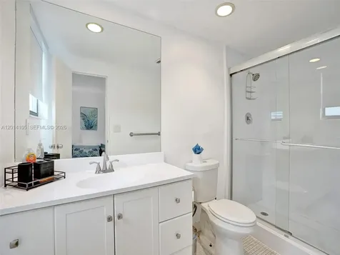 3901 S Ocean Drive Hollywood FL 33019