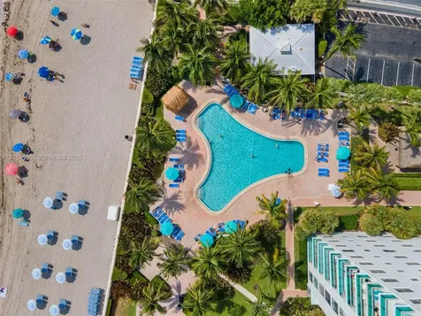 3901 S Ocean Drive Hollywood FL 33019