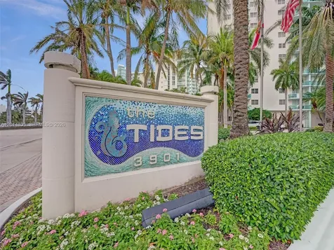 3901 S Ocean Drive Hollywood FL 33019