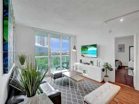 3901 S Ocean Drive Hollywood FL 33019