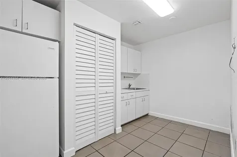 6330 Manor Lane South Miami FL 33143