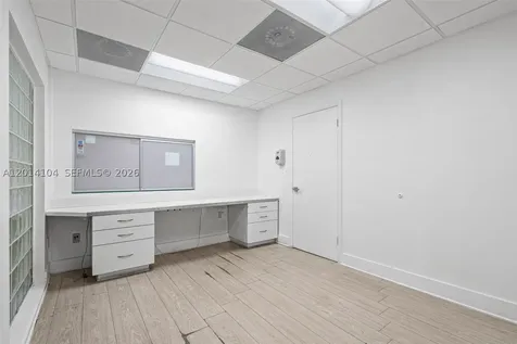 6330 Manor Lane South Miami FL 33143