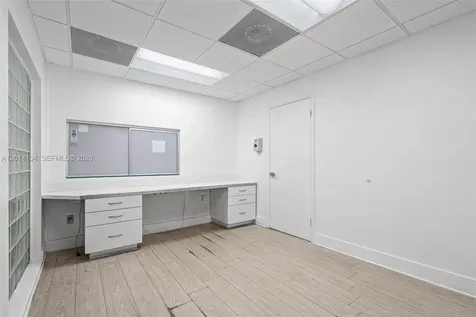 6330 Manor Lane South Miami FL 33143