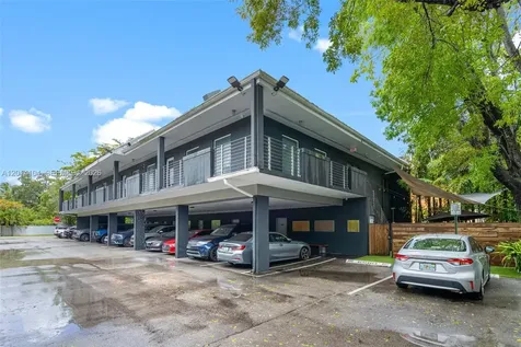 6330 Manor Lane South Miami FL 33143