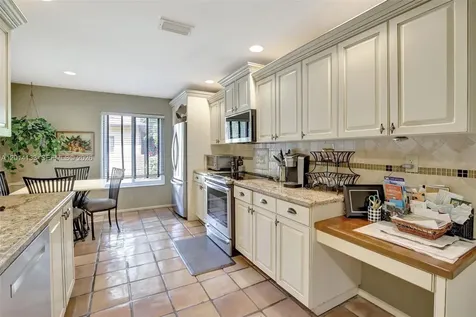 5320 SW 21st Court Plantation FL 33317