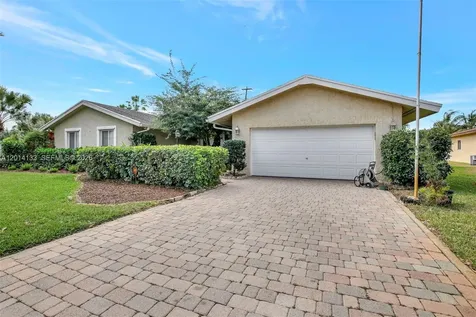 5320 SW 21st Court Plantation FL 33317
