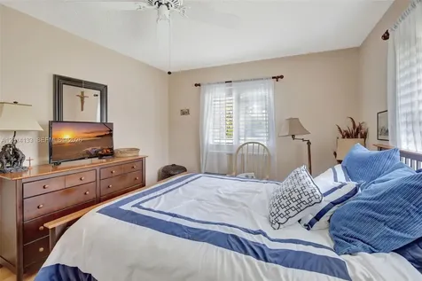 5320 SW 21st Court Plantation FL 33317