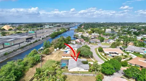 5320 SW 21st Court Plantation FL 33317