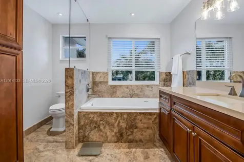 1080 NW 192nd Avenue Pembroke Pines FL 33029