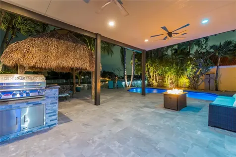 1080 NW 192nd Avenue Pembroke Pines FL 33029