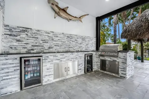 1080 NW 192nd Avenue Pembroke Pines FL 33029