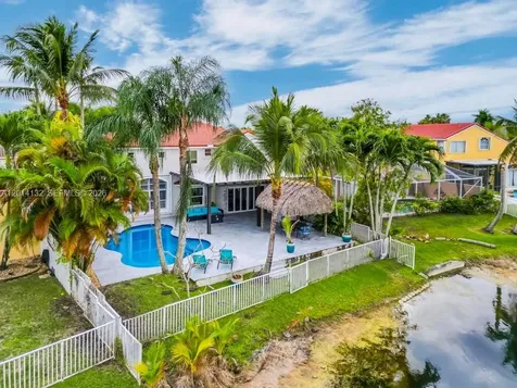 1080 NW 192nd Avenue Pembroke Pines FL 33029