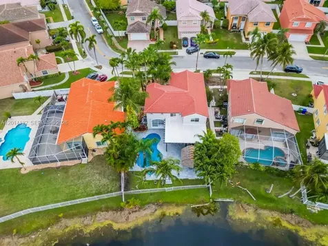 1080 NW 192nd Avenue Pembroke Pines FL 33029