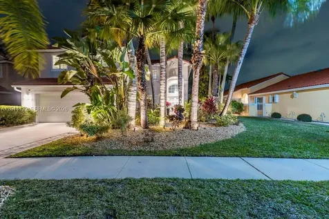 1080 NW 192nd Avenue Pembroke Pines FL 33029