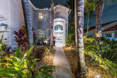 1080 NW 192nd Avenue Pembroke Pines FL 33029