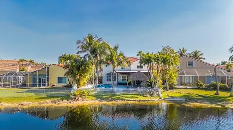 1080 NW 192nd Avenue Pembroke Pines FL 33029