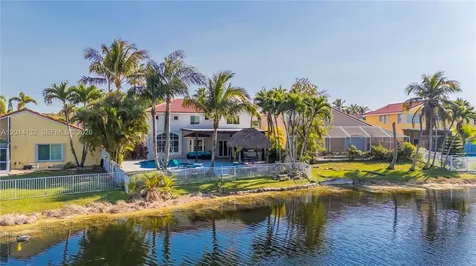 1080 NW 192nd Avenue Pembroke Pines FL 33029