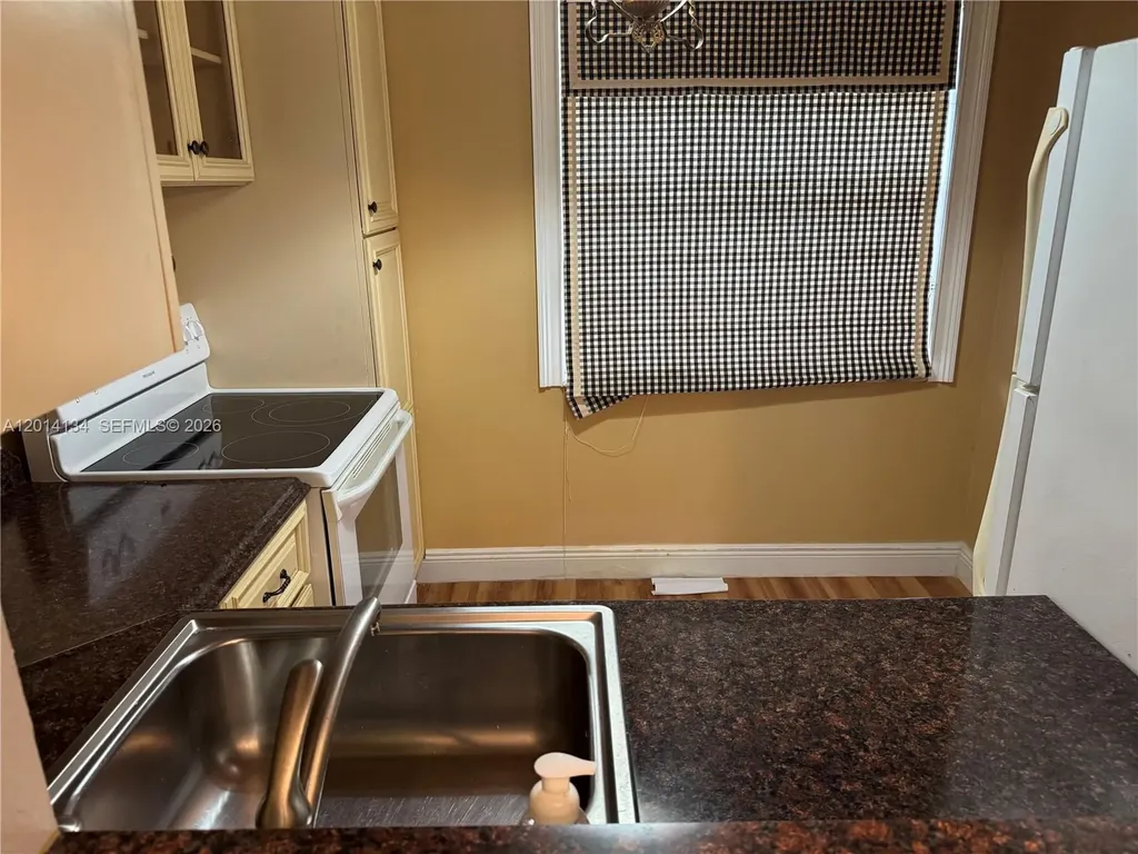 3774 Inverrary Boulevard Lauderhill FL 33319